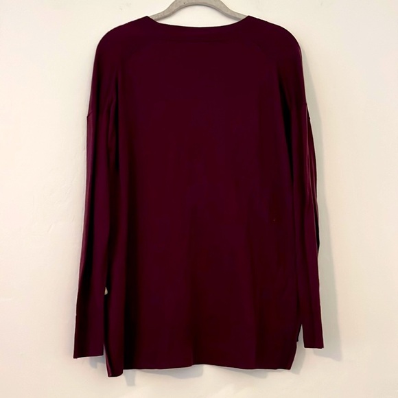 Chelsea28 V-Neck Sweater - Picture 5 of 8